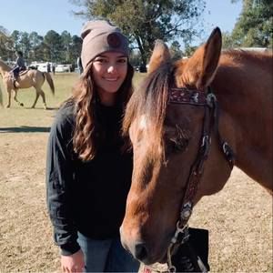 Meet your Posher, Carlee